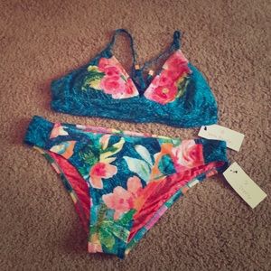 Vera Bradley bikini in Small and Medium NWT